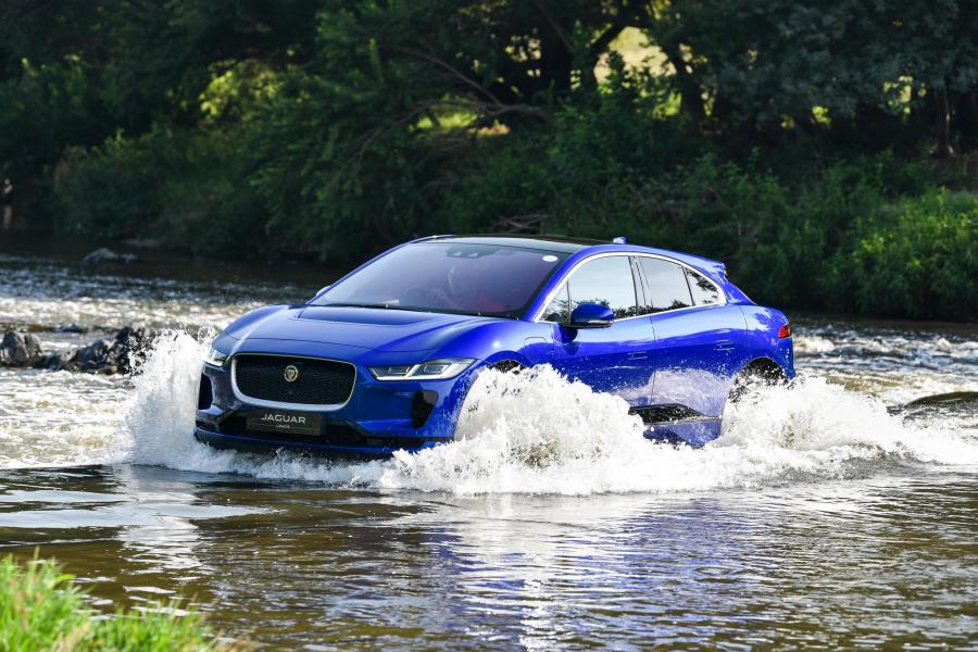  Jaguar I-Pace EV400 AWD HSE 2019 года  (ZA) (фото 28 из 47)